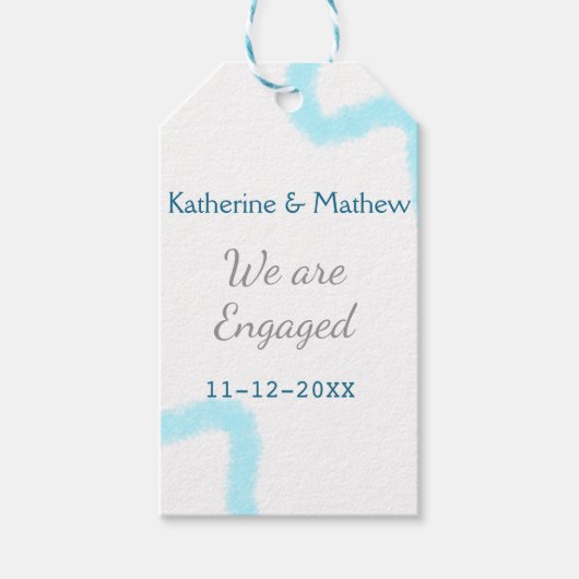 Wir sind verlobt blaugraue Aquarellspirale stilvol Geschenkanhänger (Vorderseite)