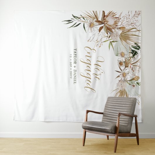 Wir sind Verlobt | Boho Bohemisch Engagement Party Wandteppich (Beispiel (Horizontal))