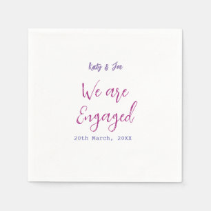 Wir sind verlobt lila rosa Name Datum elegant einf Serviette