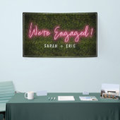 Wir sind Verlobt Pink Neon Engagement Party Banner (Tradeshow)