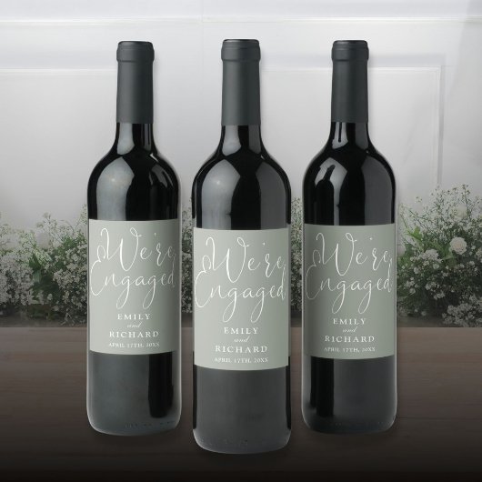 Wir sind Verlobte Engagement Party Sage Green Weinetikett