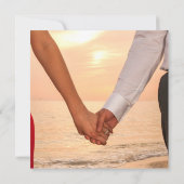 Wir sind Verlobte Simple Foto Crimson Red Verlobun Einladung (Rückseite)