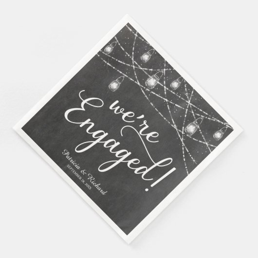 Wir sind Verlobter Rustikaler Engagement Party Cha Serviette (Ecke)