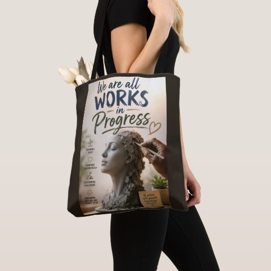 Wir sind Werke in Arbeit Tasche (Von Nahem)