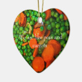 Wir sind wie Erbsen und Karotten Keramik Ornament (Links)