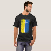 Wir stehen mit der ukrainischen Fahne Cross Christ T-Shirt (Vorne ganz)