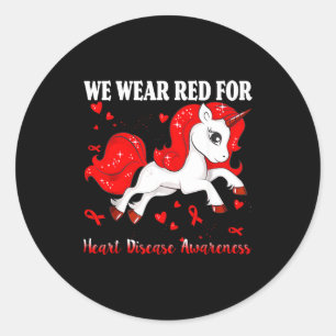 Wir tragen Rot für das Unicorn-Heart-Disease-Aware Runder Aufkleber