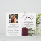 Wir tun es! Burgundy Rose DIY Fold Wedding Program (Stehend Vorderseite)