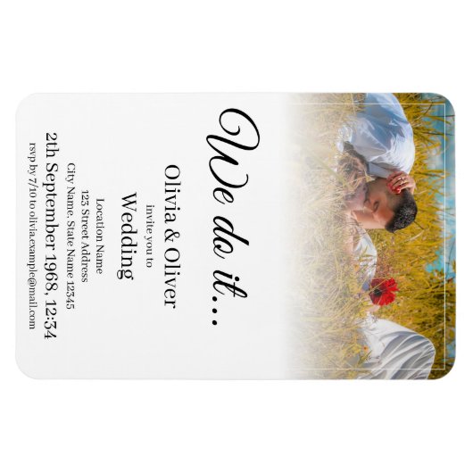 Wir tun es - ein Paar auf der Wiese küssen Magnet (Horizontal)