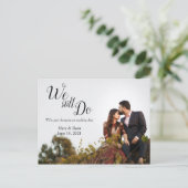 Wir tun es noch | Hochzeitdatum geändert Einfache Postkarte (Stehend Vorderseite)