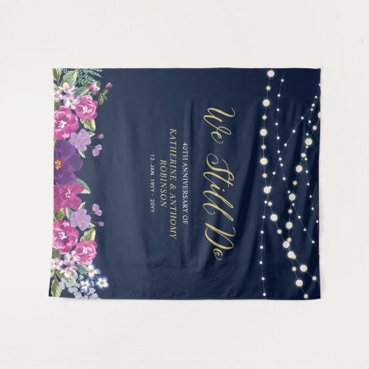 Wir tun es noch | String Lights Wedding Anniversar Wandteppich (Vorderseite (Horizontal))