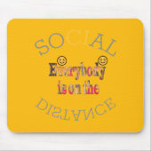 Wir werden COVID-19 überleben - eine Botschaft der Mousepad (Vorne)