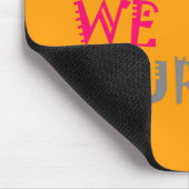 Wir werden COVID-19 überleben - Stärke und Widerst Mousepad (Ecke)