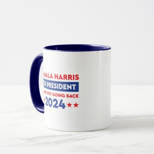 Wir werden Kamala Harris nicht für den Präsidenten Tasse (Vorderseite Links)