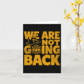 Wir werden nicht CK wählen Kamala Harris Halloween Karte (Gelbe Blume)