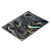 Wirbel aus Goldrauchen auf schwarz Notizblock (Linke Seite)