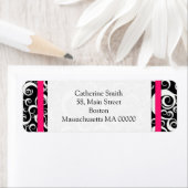 Wirbel mit Hot-Pink- und Black-Damask-Namen (Insitu)