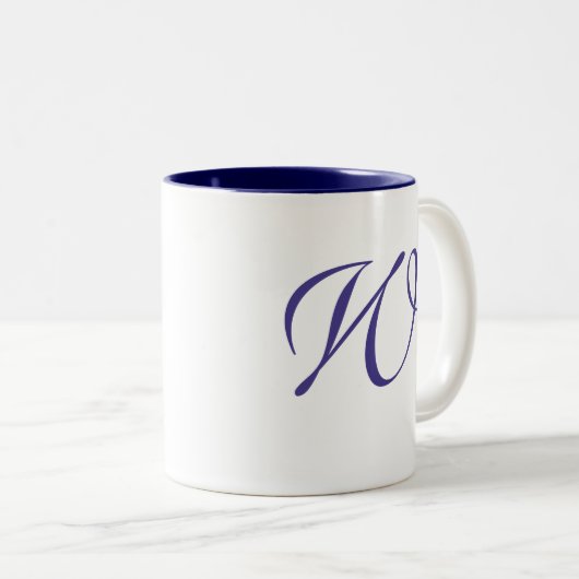 Wirbel Mit Monogramm Tasse für Dunkelblau (VorderseiteRechts)