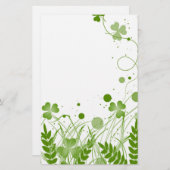 Wirbles irisches Kleeblatt auf einer Wiese Briefpapier (Vorne/Hinten)