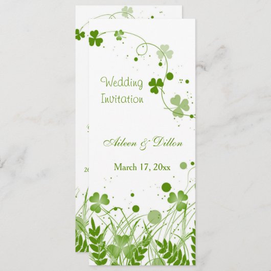Wirbles irisches Kleeblatt auf einer Wiese Einladung (Vorne/Hinten)