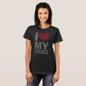 Wird von Verlobte Funny Fiancee Verlobt Graphic T-Shirt (Vorne ganz)
