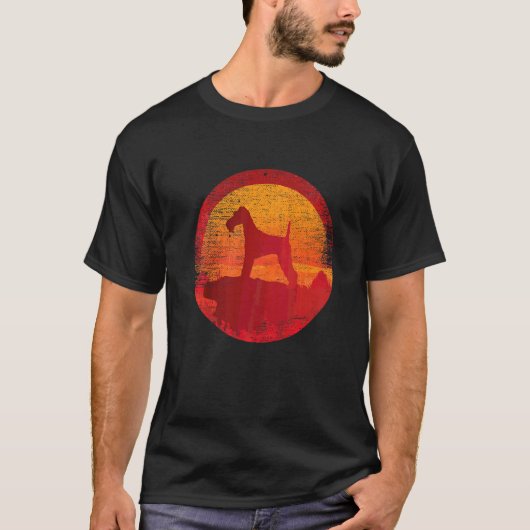 Wire Fox Terrier Dog Retro Sunset T-Shirt (Vorderseite)