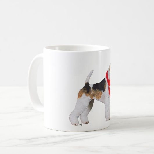Wire Fox Terrier in einem Scarf Kaffeetasse (Vorderseite Links)