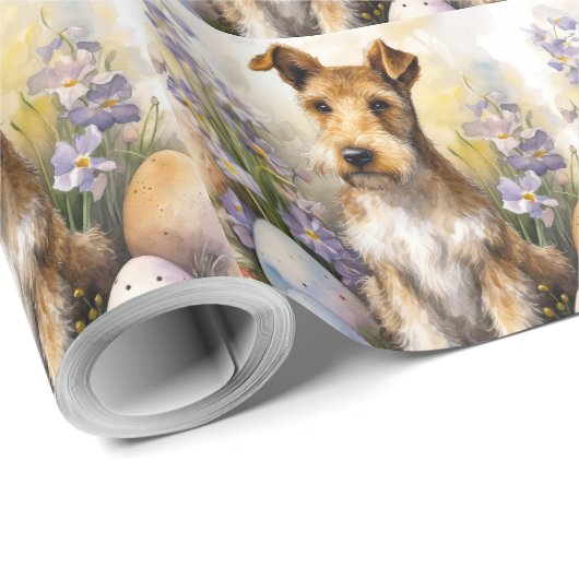 Wirefox Terrier Hund mit Ostereiern Urlaub Geschenkpapier (Rolleneckpunkt)