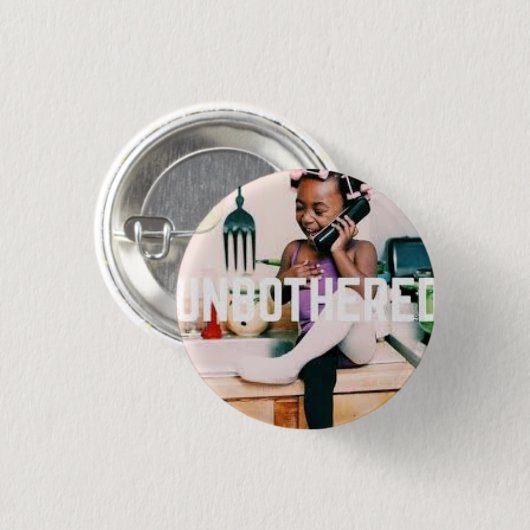 Wirklich unbothered Knopf Button (Vorne & Hinten)