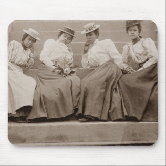 Wirkliche Hausfrauen von Atlanta Mousepad