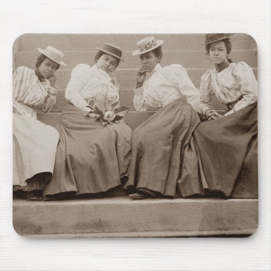 Wirkliche Hausfrauen von Atlanta Mousepad (Vorne)