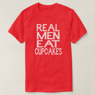 Wirkliche Männer essen Kuchen-T-Shirt T-Shirt
