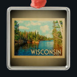 Wisconsin Ornament Vintage Travel<br><div class="desc">Ein cooler Vintager Stil Wisconsin-Ornament mit einer schönen Seeszene mit Waldbäumen und hübschem blauen Himmel.</div>