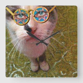 Wise Cat Human Eyes und Funny Glassposter Quadratische Wanduhr