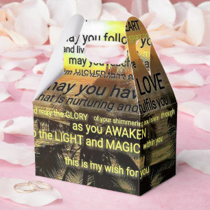 "WISH Favor Box" von Adiela Akoo Geschenkschachtel