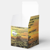 "WISH Favor Box" von Adiela Akoo Geschenkschachtel (Geöffnet)