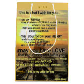 WISH Medium Gift Bag by Poet Adiela Akoo  Mittlere Geschenktüte (Rückseite)