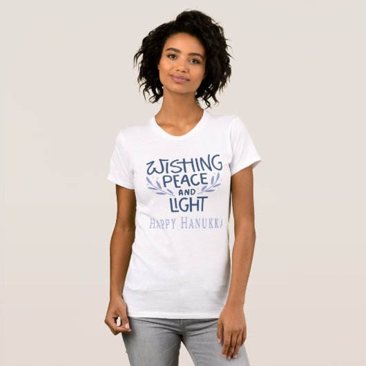 Wishing Peace and light Happy Hanukkah T-Shirt (Vorne ganz)