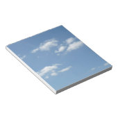 Wispy Clouds Powder Blue Sky Notizblock (angewinkelt)