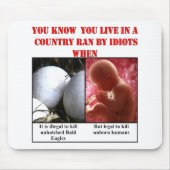 WISSEN SIE, DASS SIE IN EINEM LAND WOHNEN, DAS VON MOUSEPAD (Vorne)