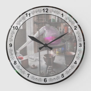 Wissenschaft - Chemiker - Chemie für die Medizin  Große Wanduhr