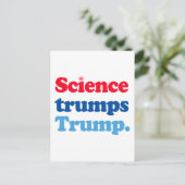 Wissenschaft trumpiert Trump Postkarte (Stehend Vorderseite)