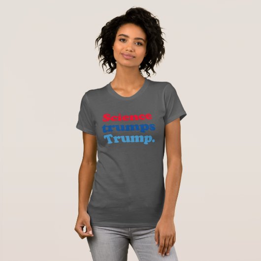 Wissenschaft trumpiert Trump T-Shirt (Vorne ganz)
