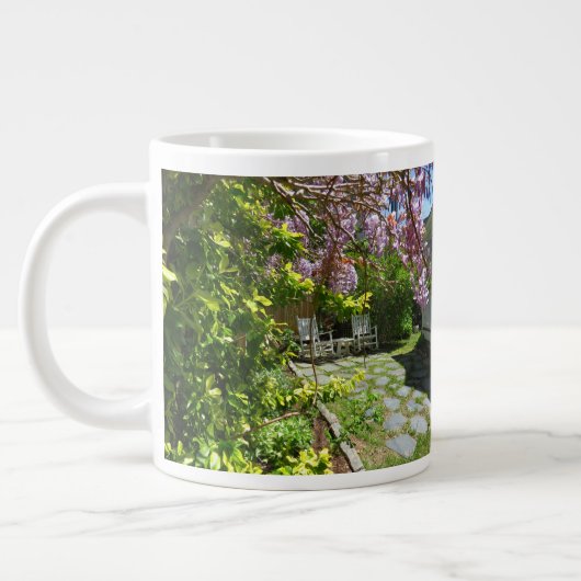 Wisteria and Rocking Chairs - Martha's Vineyard Jumbo-Tasse (Links)