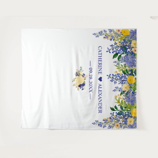 Wisteria Blue & Yellow Floral Wedding Backdropps Wandteppich (Vorderseite (Horizontal))