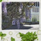 Wisteria in Bloom Geschirrtuch (Gefaltet)