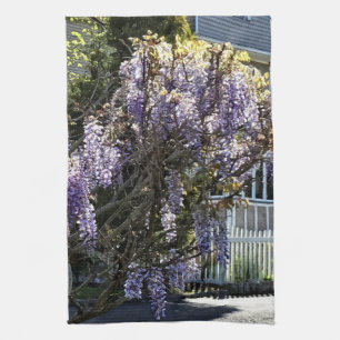 Wisteria in Bloom Geschirrtuch