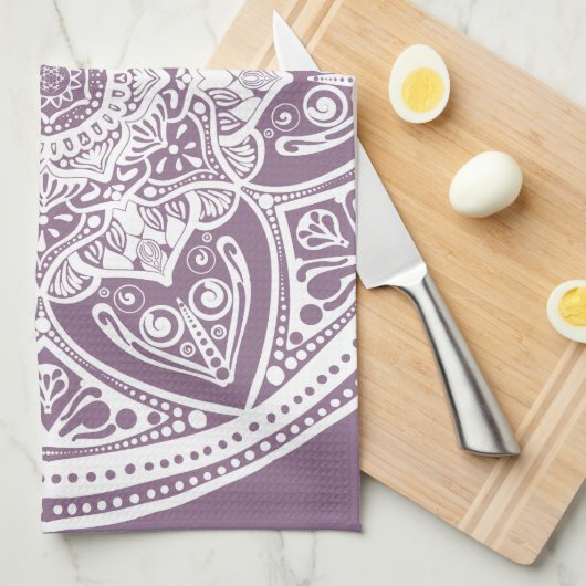 Wisteria Mandala Handtuch (Viertel Falte)