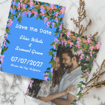 Wisteria Vines Floral Custom Foto Hochzeit Save The Date<br><div class="desc">Perfektes Design für eine lustige Save the Date Karte! Handgemachte Kunst für Sie! Vollständig anpassbar! Klicken Sie auf "Personalisieren" oben, um den Text zu bearbeiten und Ihr Foto auf der Rückseite hinzuzufügen. Klicken Sie auf "Bearbeiten mit dem Design-Tool", um die Schriftart, Farben und Platzierungen anzupassen und das Design auf der...</div>