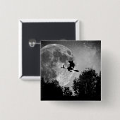 Witch flying on the broom with cat her button (Vorne & Hinten)